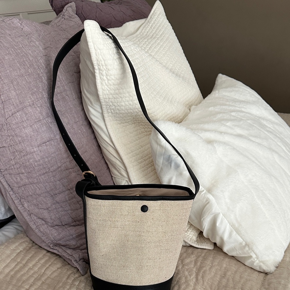 Jcrew Black and Cream Women's Bucket Bag